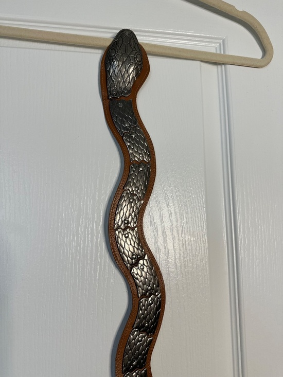 Vintage brown leather and silver colored metal articulated snake belt main image 9